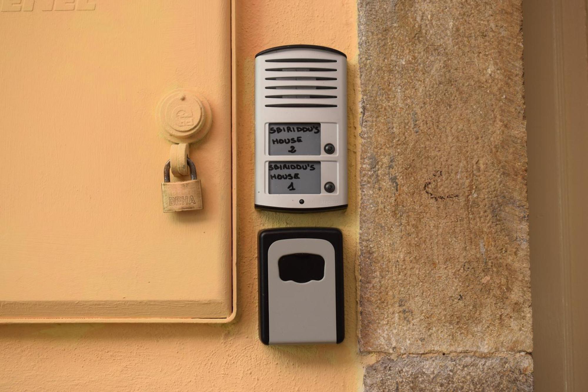 Ferienwohnung Sbiriddu'S House Taormina Exterior foto