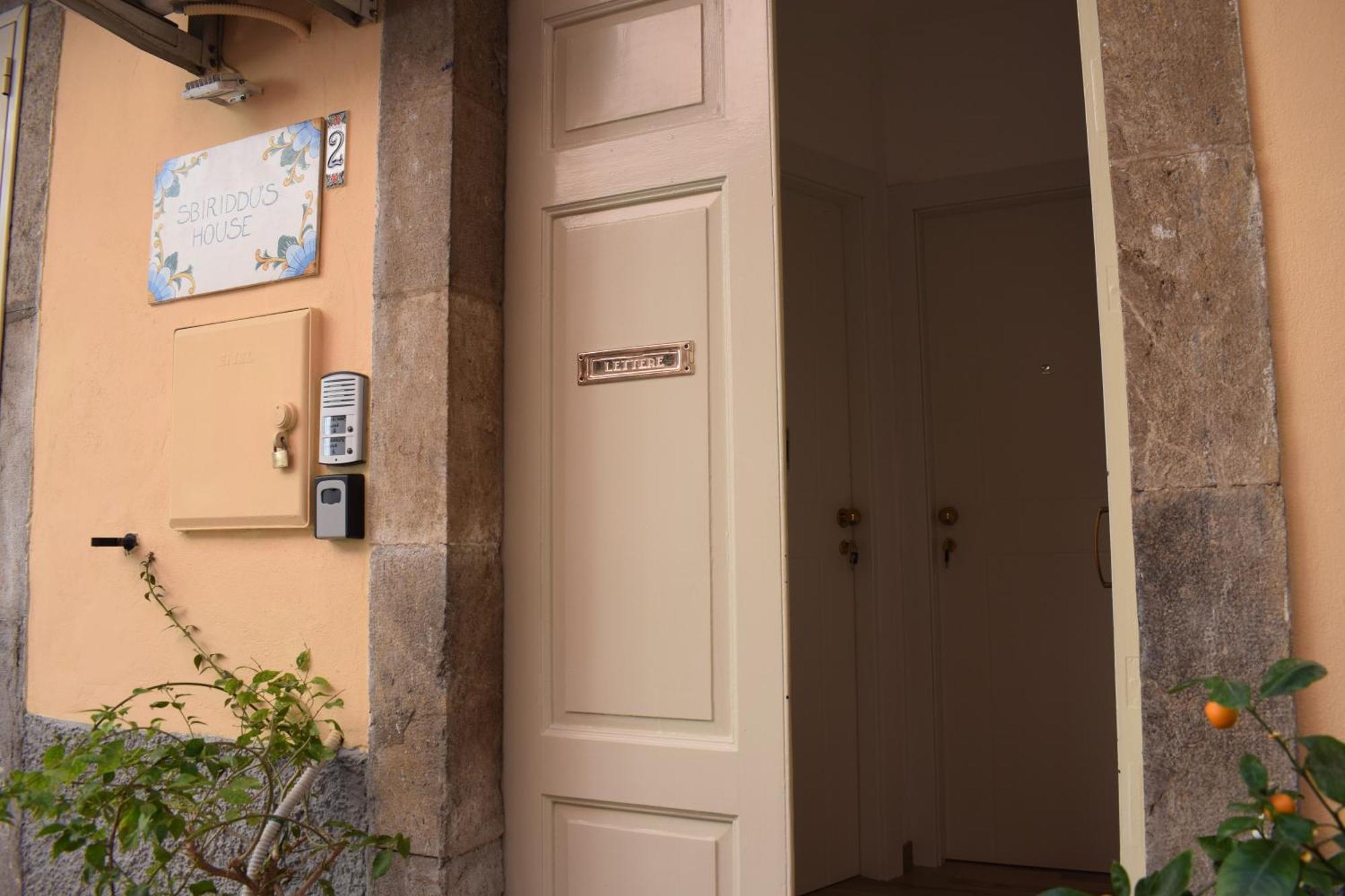 Ferienwohnung Sbiriddu'S House Taormina Exterior foto